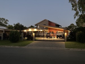Minus The Agent place picture
